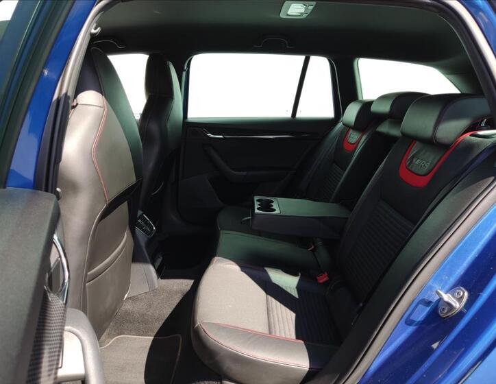 Škoda Octavia 19