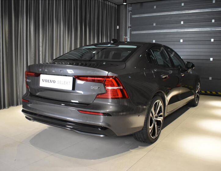 Volvo S60 4
