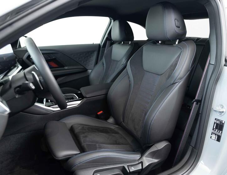 BMW Řada 2 18