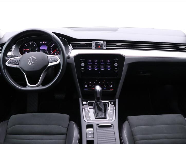 Volkswagen Passat 30