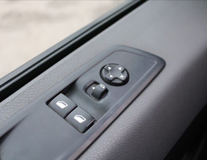 Opel Vivaro 17