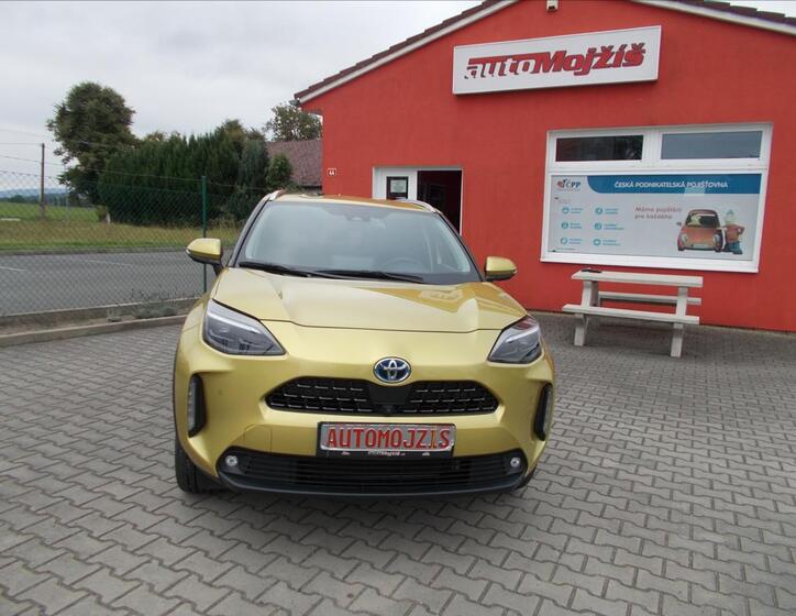 Toyota Yaris 2