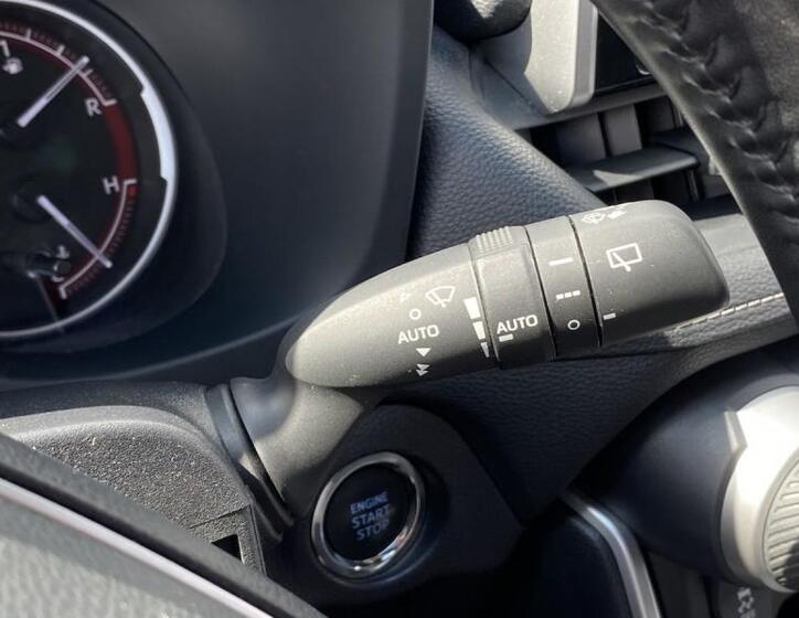 Toyota RAV4 16