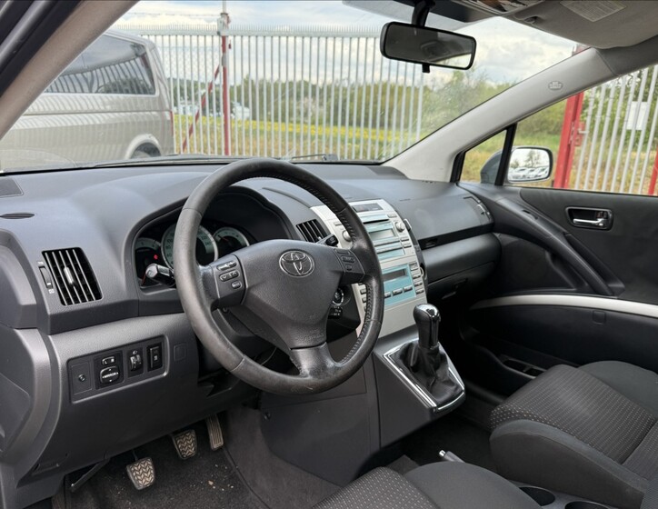 Toyota Corolla 10