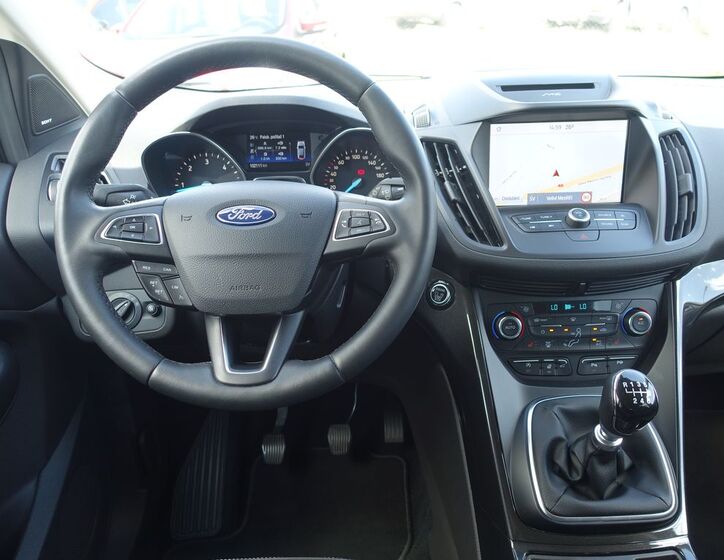 Ford Kuga 9