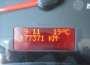 Nissan NV400 16