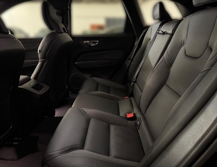 Volvo XC60 11