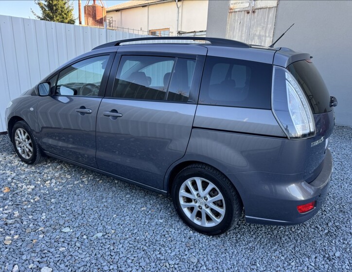 Mazda 5 11