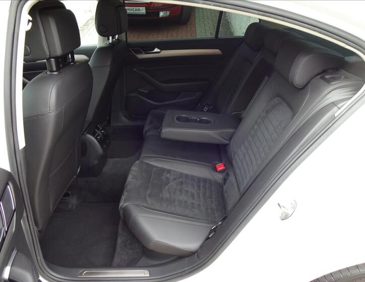 Volkswagen Passat 22