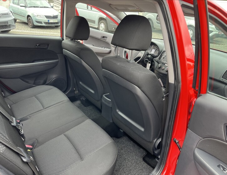 Hyundai i30 22