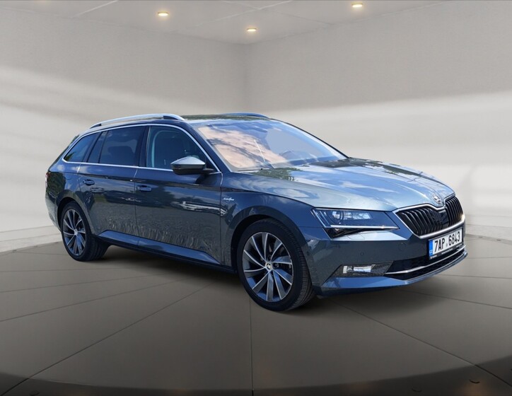 Škoda Superb 1