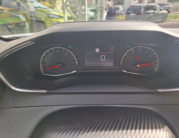 Peugeot 2008 18