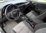 Toyota Auris 13