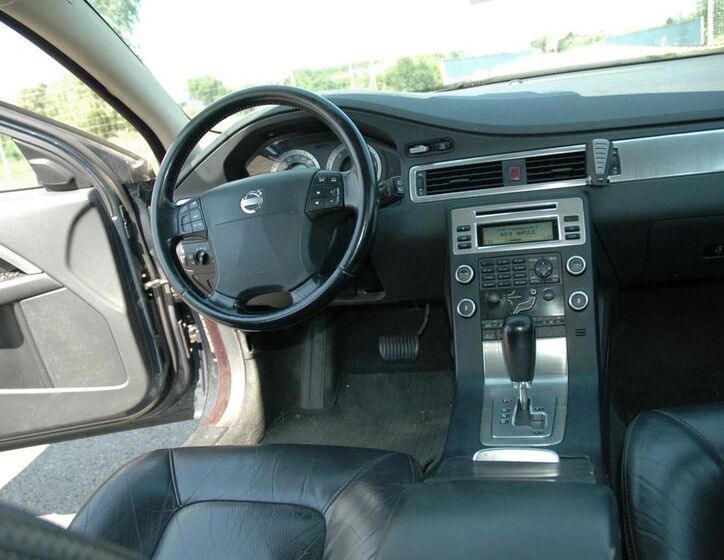 Volvo XC70 19