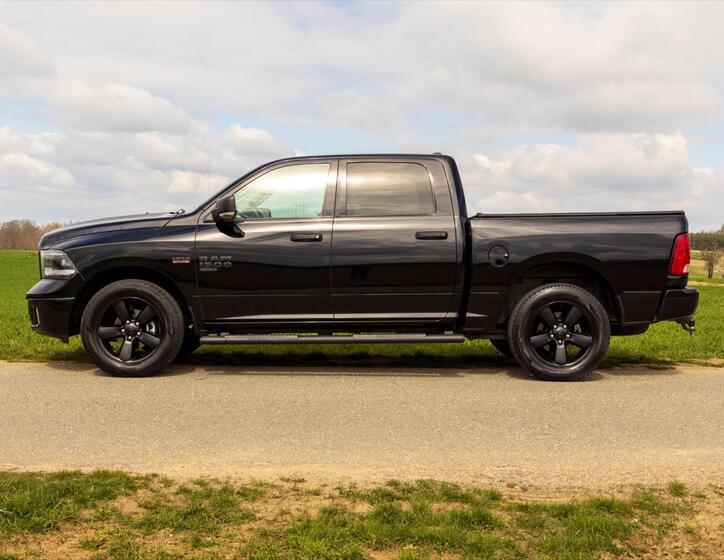 Dodge RAM 4