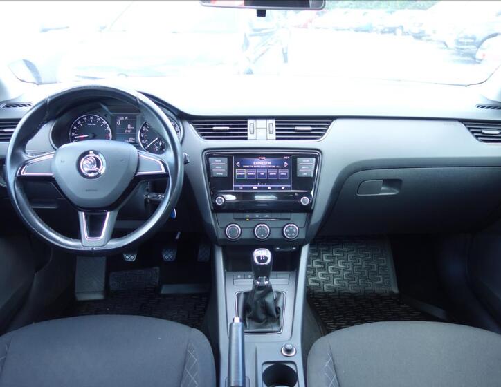 Škoda Octavia 15