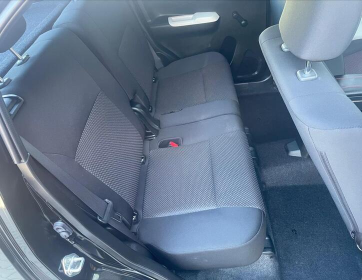 Suzuki Ignis 11
