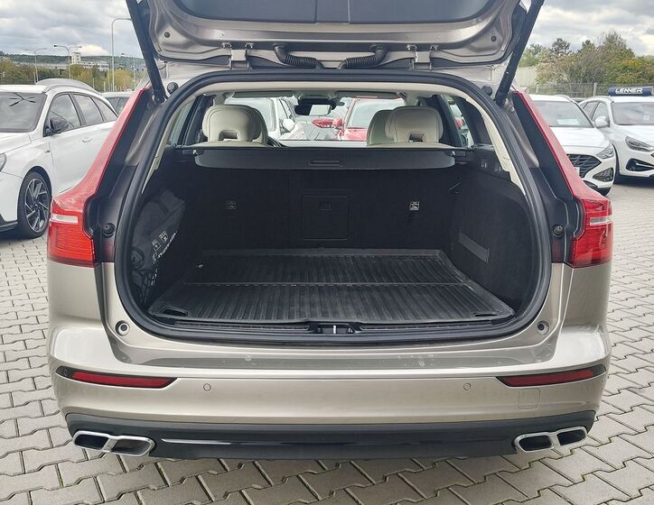 Volvo V60 9