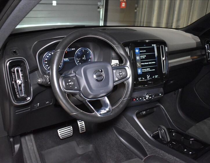 Volvo XC40 13