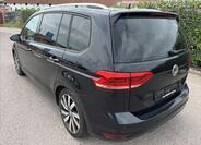 Volkswagen Touran 8