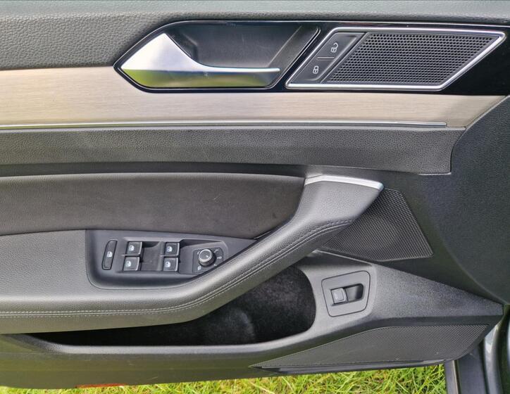 Volkswagen Passat 18