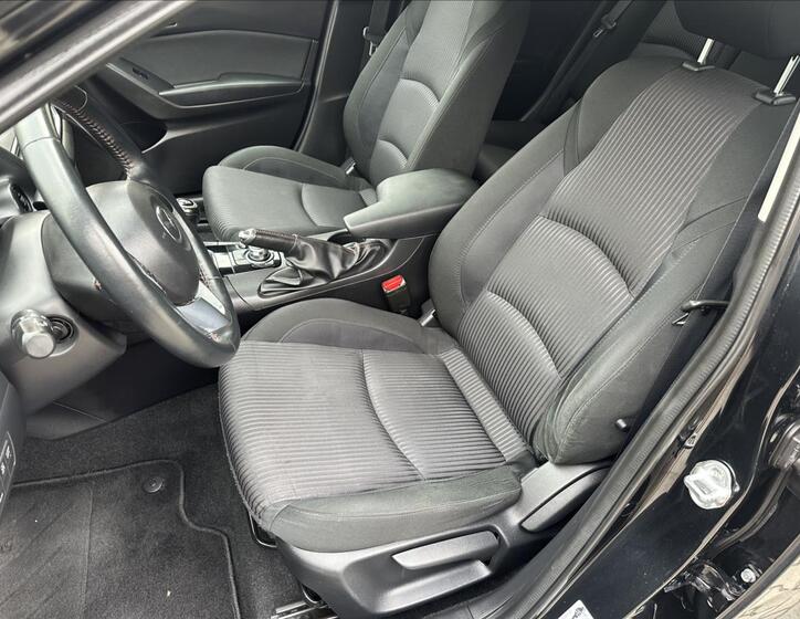 Mazda 3 12