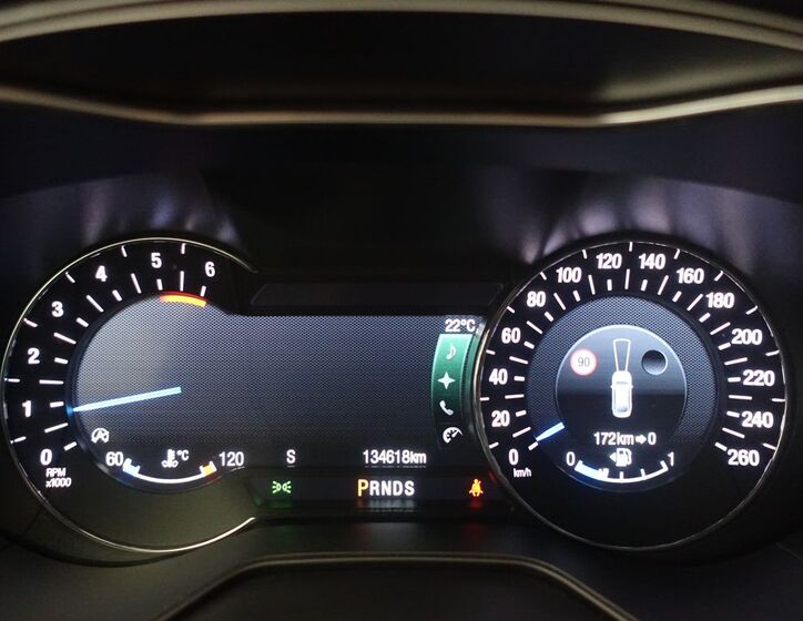 Ford Mondeo 10