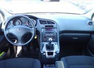 Peugeot 5008 16