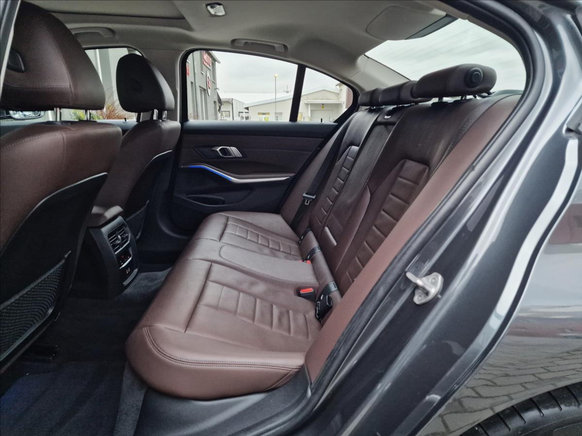 BMW Řada 3