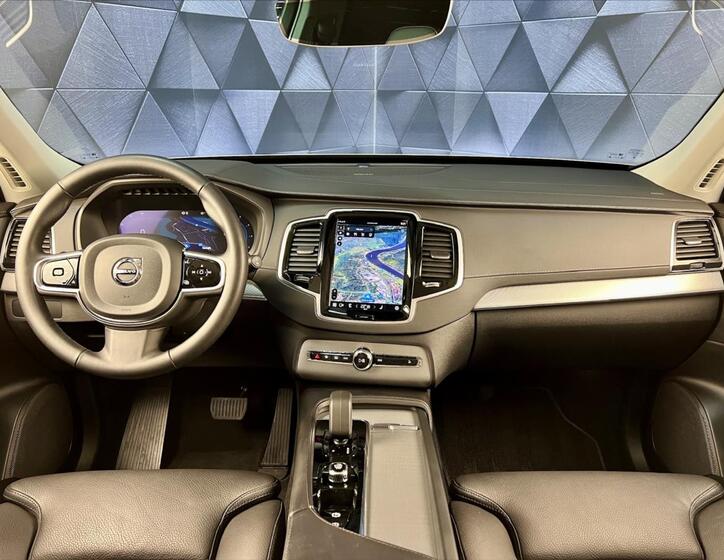 Volvo XC90 10