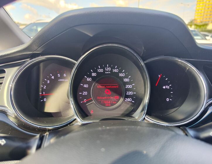 KIA Ceed 14