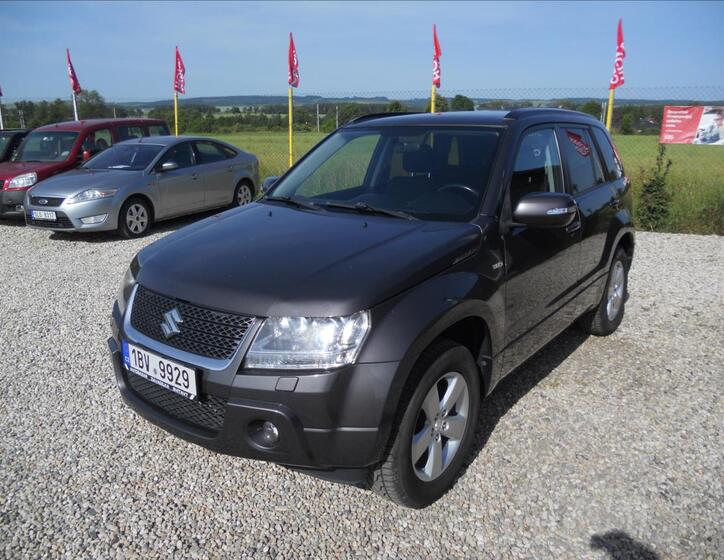 Suzuki Grand Vitara 1