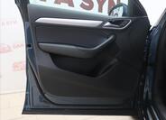 Audi Q3 10