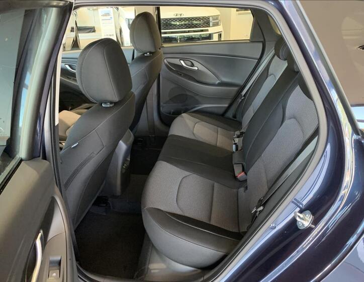 Hyundai i30 11