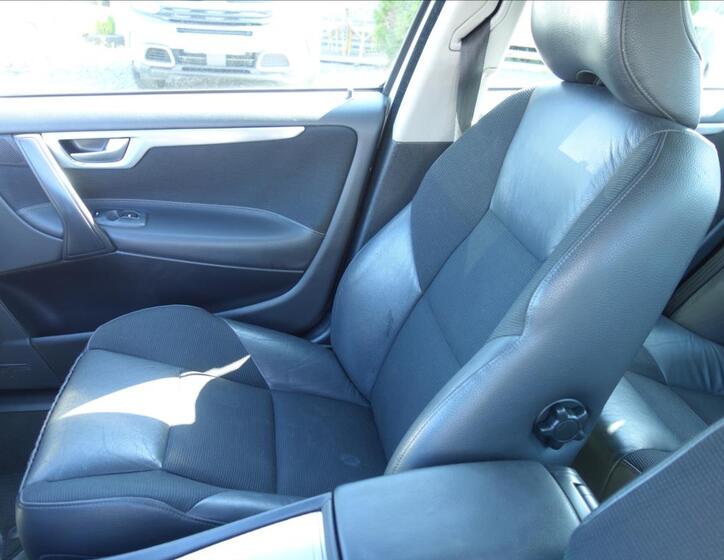 Volvo S60 11