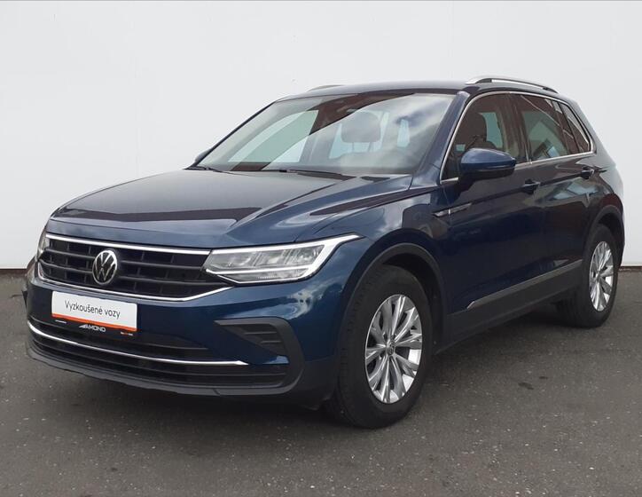Volkswagen Tiguan 1
