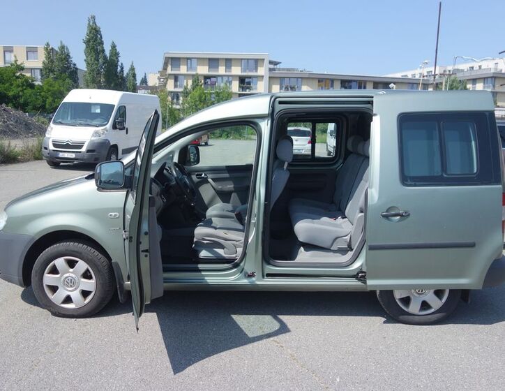 Volkswagen Caddy 1