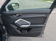 Audi Q3 22