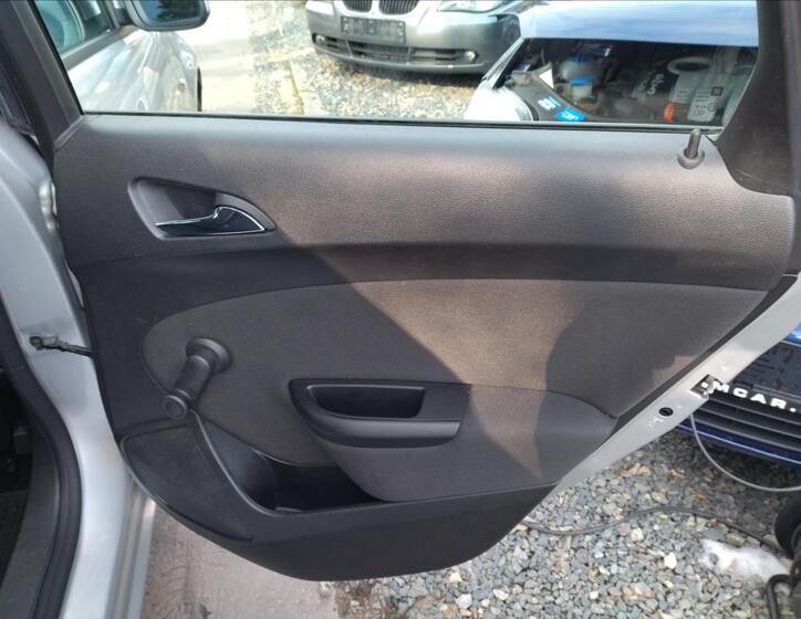 Opel Astra 24