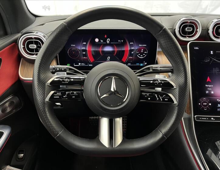 Mercedes-Benz GLC 10