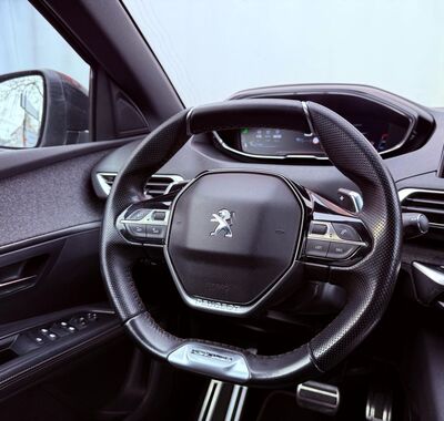 Peugeot 5008 16