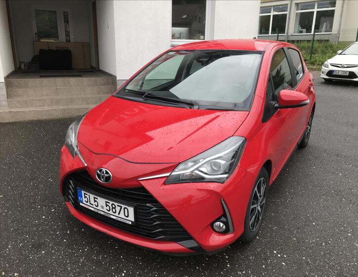 Toyota Yaris 4