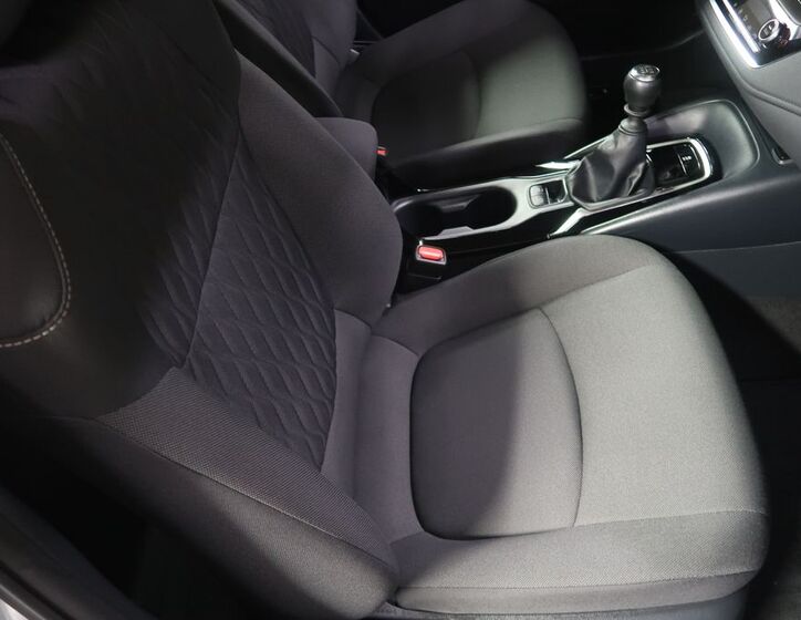 Toyota Corolla 13