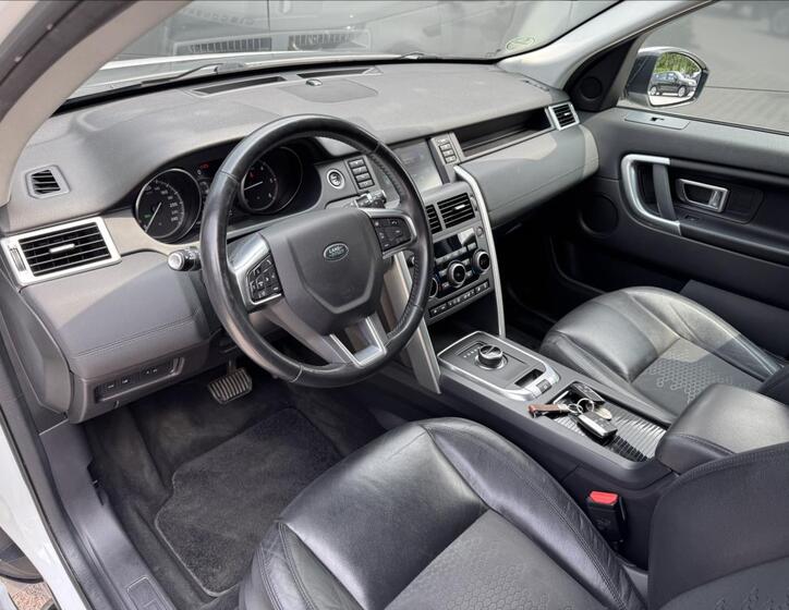 Land Rover Discovery Sport 9