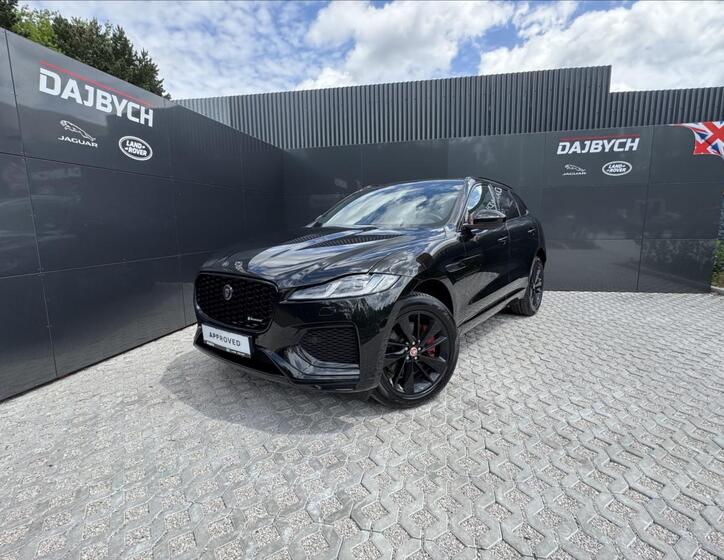 Jaguar F-Pace 1