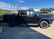 Dodge RAM 4
