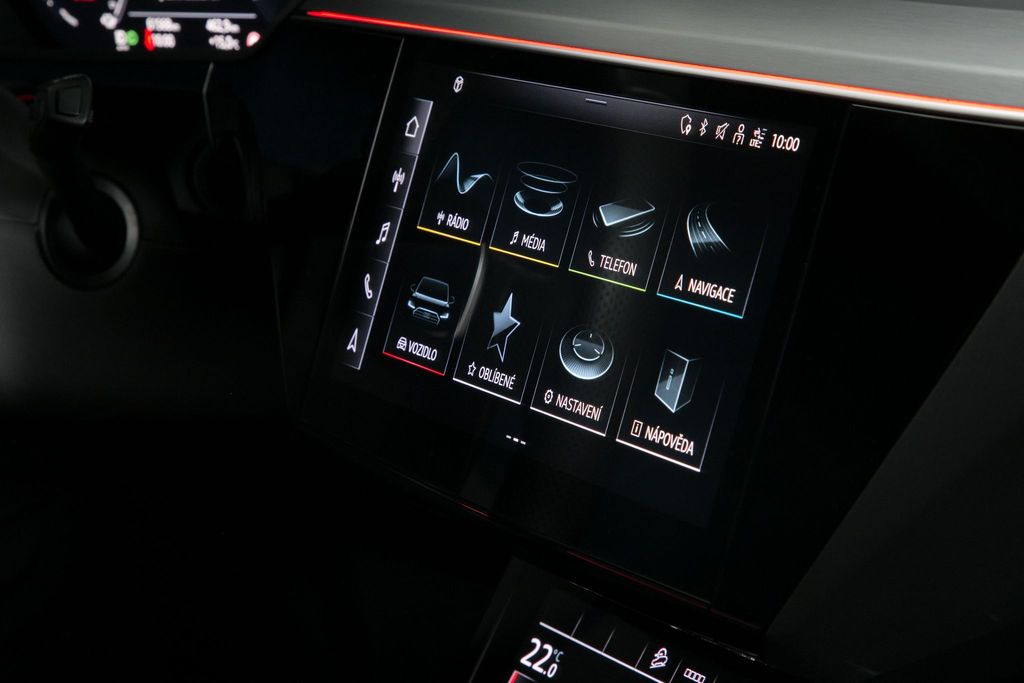 Audi e-tron