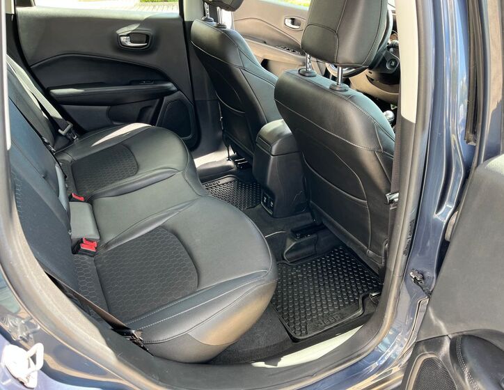 Jeep Compass 16