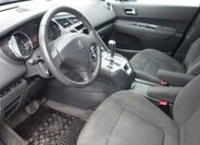 Peugeot 5008 11