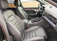 Volkswagen Touareg 16